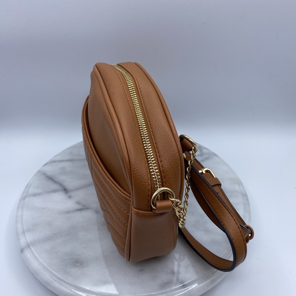 Quilted Crossbody Bag Women - Stylish Camera Tassel - Tan - Vegan (PU) Adjustab - Picture 3 of 16